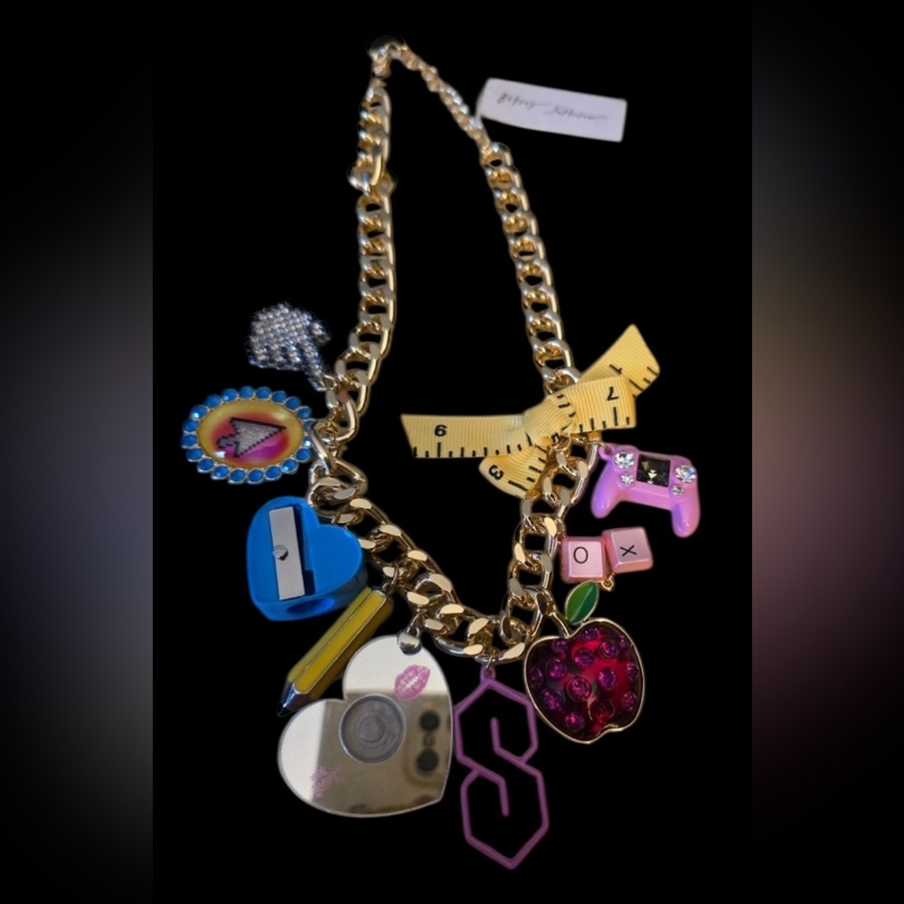 BETSEY JOHNSON Back to School Multiple School Supplies Charms Necklace NEW NWT - Picture 7 of 9